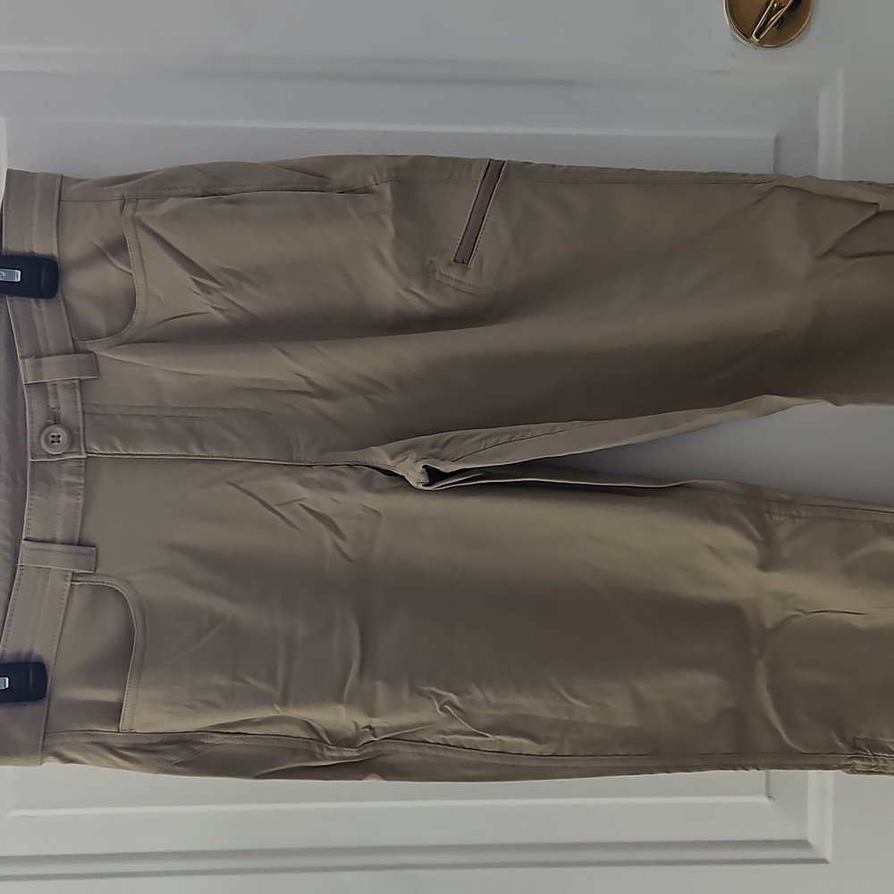 Eddie Bauer Women's Rainier Capris - Beige